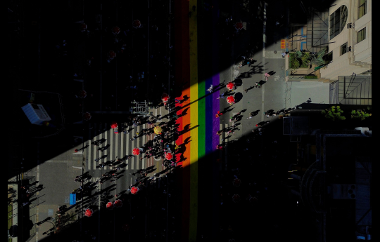 Orgulho LGBT de servidores transborda empatia no servi�o p�blico