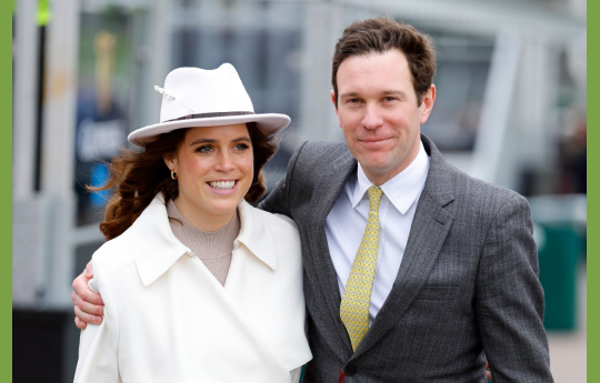 Princesa Eugenie d� � luz sua primeira filha e celebra: 'Estamos apaixonados'