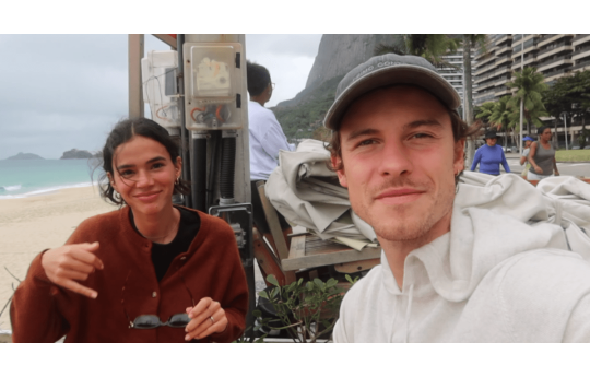 Bruna Marquezine responde homenagem de anivers�rio de Shawn Mendes; veja