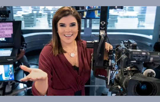 Mara Maravilha � criticada ap�s debochar de beijo de Ivete em Daniela Mercury