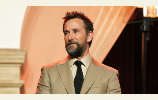 Noah Wyle, de The Pitt, vira Homem Mais Sexy do Mundo e revela rea��es da fam�lia