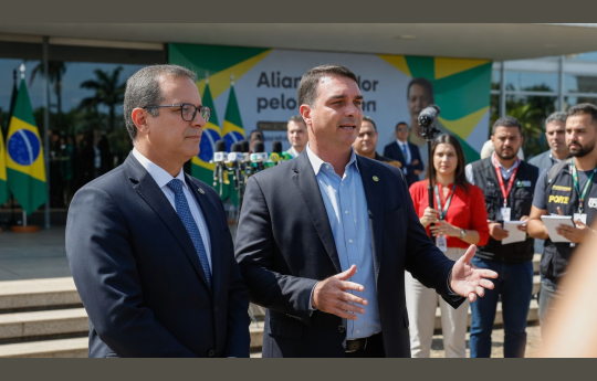 Resumo do Dia: Alfredo Gaspar, ex-secret�rio de ministro de Lula, � escolhido como vice de Fl�vio Bolsonaro - 6 de agosto de 2026