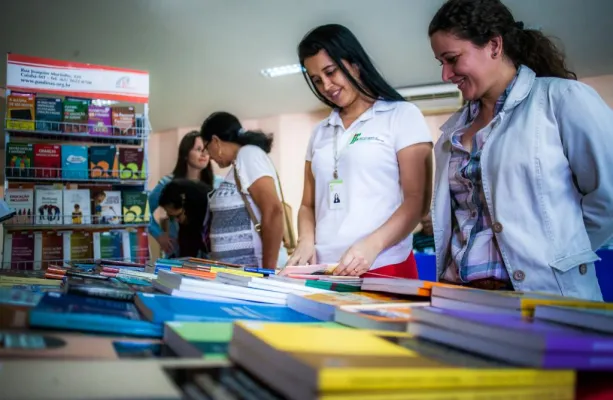 Acervo de 1,5 mil livros de autores mato-grossenses s�o doados pelo Sistema Estadual de Bibliotecas P�blicas
