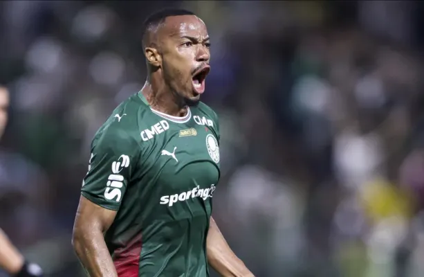 Em noite de Marlon Freitas, Palmeiras derrota Gr�mio