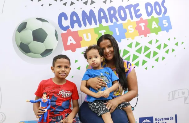 "Experi�ncia inesquec�vel�: a��o leva autistas e crian�as da Rotam � Arena Pantanal