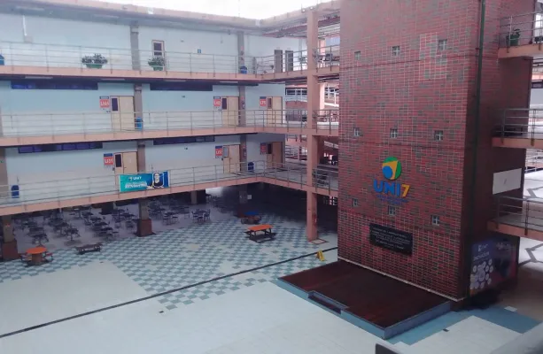 UNI7 completa 25 anos e aposta em reestrutura��o acad�mica com foco em inova��o e multidisciplinaridade