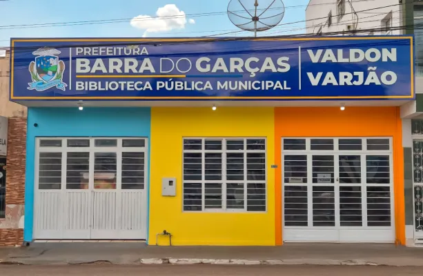 Prefeitura de Barra do Garas reinaugura Biblioteca Municipal Valdon Varjo