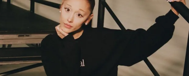 Ariana Grande anuncia pausa na carreira e bate recorde de buscas na internet