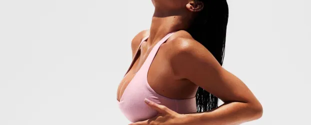 Kylie Jenner deixa f�s sem palavras ao posar completamente nua em fotos sensuais