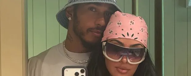 Kim Kardashian e Lewis Hamilton curtem f�rias rom�nticas em fam�lia