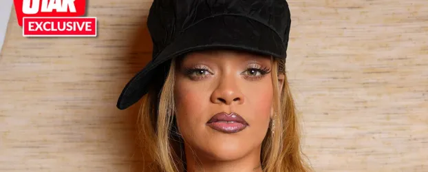 Rihanna pede a fot�grafo para voar para China ap�s se conhecerem apenas uma vez