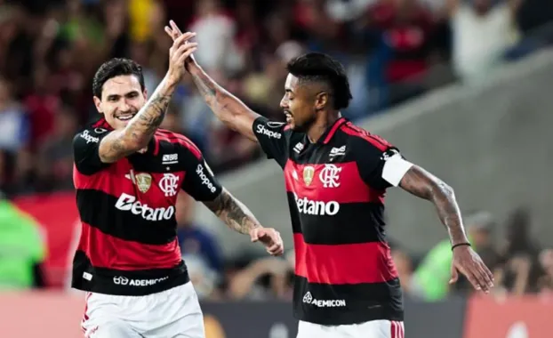 Flamengo vence o Cusco e confirma lideran�a do grupo na Libertadores