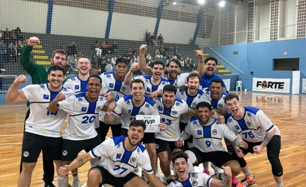 Pinheiros cresce no segundo tempo e vence o Itaja� pela Liga Nacional de Handebol