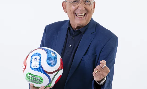 Sextou! Brasil vai atr�s de sua primeira vit�ria e Galv�o Bueno narra na N Sports - SBT