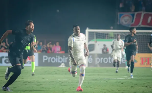 Fortaleza vence Sport com goleada e dispara na briga pelo acesso � S�rie A