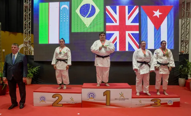 Atletas de S�o Paulo ajudam Brasil a ser campe�o em torneio internacional de jud� para cegos