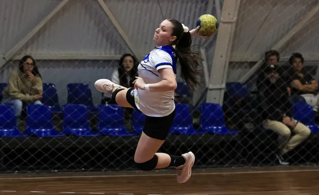 Pinheiros vence Cascavel e garante vaga no Final Four da Liga Nacional de Handebol com aproveitamento perfeito
