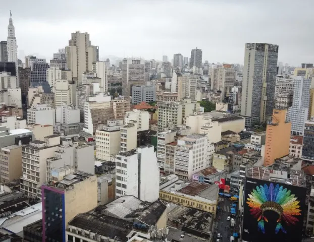 Previs�o do tempo para sexta-feira (15) em SP: sol e chuva isolada