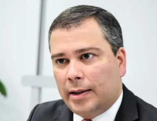 Ex-presidente do BRB pressiona a pol�cia para avan�ar dela��o que pode envolver pol�ticos do DF