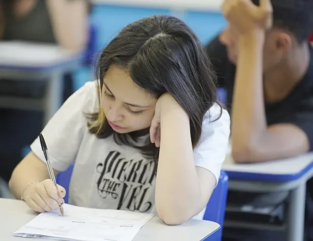 Escolas estaduais de SP ajustam hor�rios e calend�rio para usar espa�os nas elei��es
