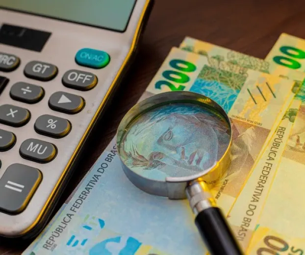 Brasileiros ter�o que trabalhar at� o dia 30 deste m�s apenas para pagamento de tributos, revela novo estudo do IBPT