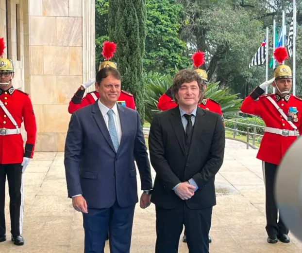 Governador de S�o Paulo recebe presidente argentino no Pal�cio dos Bandeirantes