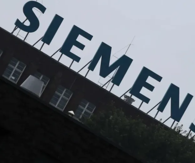 Siemens supera expectativas de receita, mas pedidos na �rea digital decepcionam