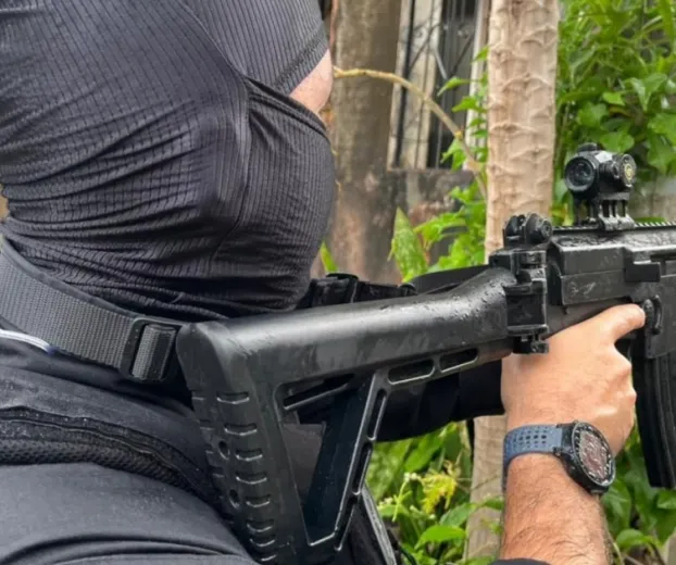Pol�cia prende em cidade do Esp�rito Santo suspeito de matar 5 pessoas na Bahia