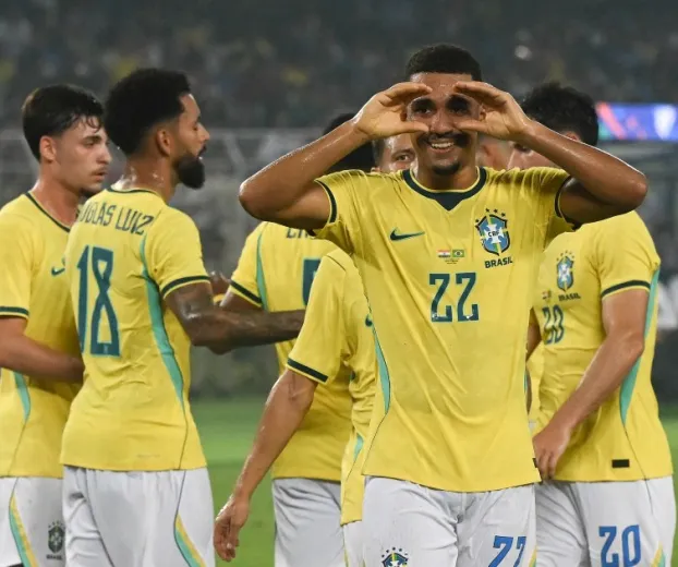 Brasil vence a �ndia por 4 a 0 em amistoso