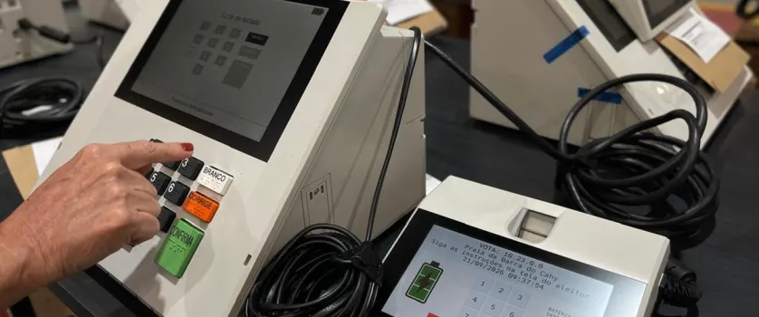Urnas de Minas ser�o testadas para garantir que seus votos est�o corretos antes do 2� turno