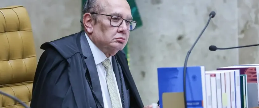 Gilmar Mendes mant�m quebra de sigilo de ex-assessora de Fl�vio Bolsonaro