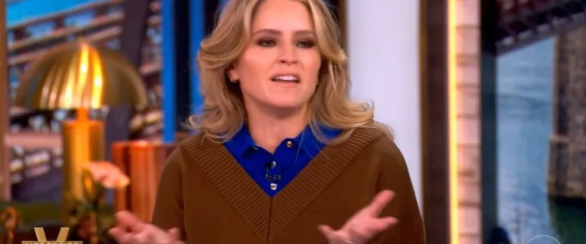 Kelly Clarkson acusa loja de Brooklyn de trat�-la mal e The View entra na briga