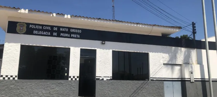 Pol�cia Civil prende dois investigados por tortura em Pedra Preta