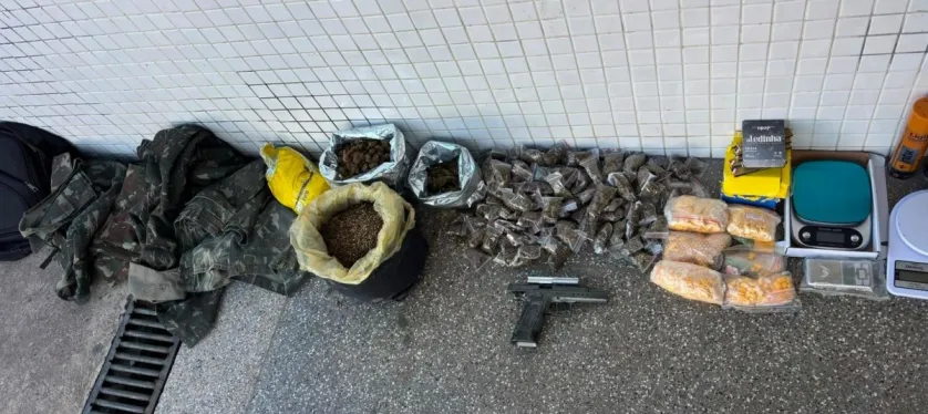 PM apreende 10 kg de maconha e prende mulher suspeita de tr�fico em Salvador
