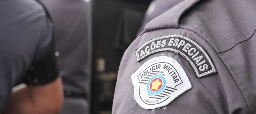 PM salva homem amarrado em porta-malas e prende tr�s suspeitos em Mogi das Cruzes