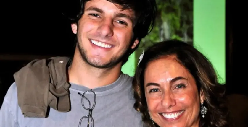 Filho de Cissa Guimar�es cobra puni��o para perfil que chama assassino de Rafael de 'her�i'