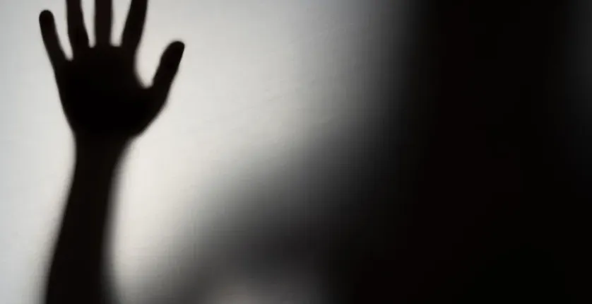 Homem mant�m esposa presa em casa por 2 anos; filha denunciou