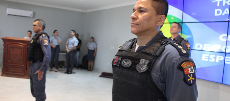 Coronel Andr Avelino Neto assume o Comando de Policiamento Especializado da PMMT