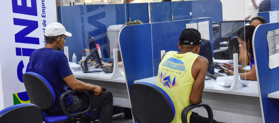 Sine Estadual disponibiliza mais de 2,1 mil vagas de trabalho nesta semana