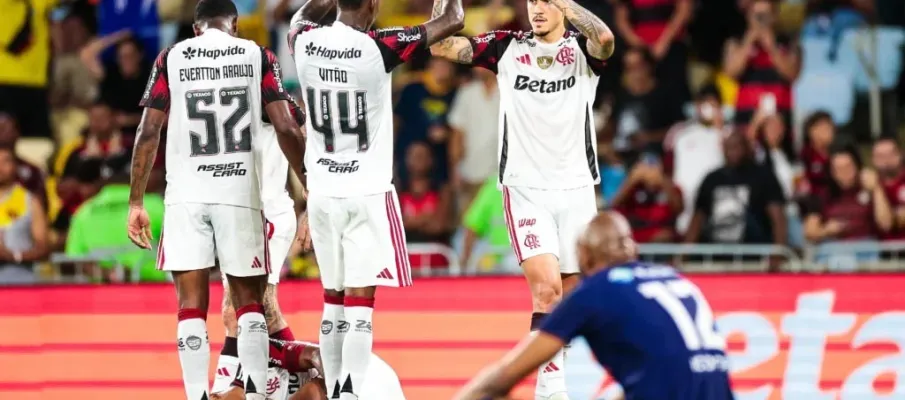 Flamengo goleia Madureira e est� na final do Campeonato Carioca