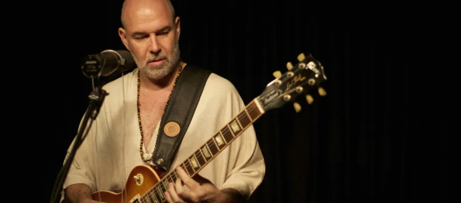 Rodrigo Bragan�a apresenta In_Ventos