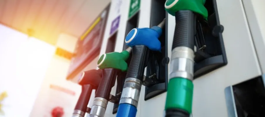 Pre�o dos combust�veis se estabiliza em patamares elevados no m�s de abril, mesmo com a queda do etanol, aponta IBPT