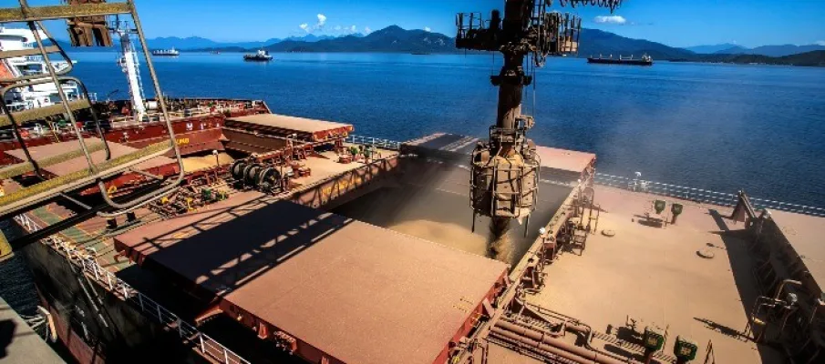 Exporta��es do agro brasileiro avan�am em abril e soja lidera embarques, aponta ANEC