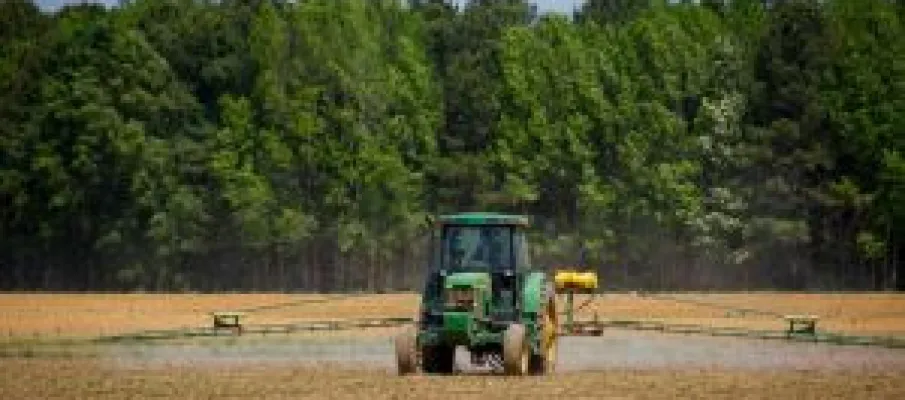 Agroneg�cio tem tecnologia, mas ainda perde efici�ncia na aplica��o de defensivos