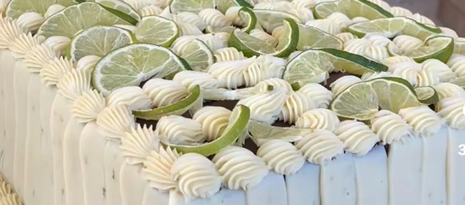 Viraliza��o dos bolos quadrados inspira novo projeto de confeiteira do ABC