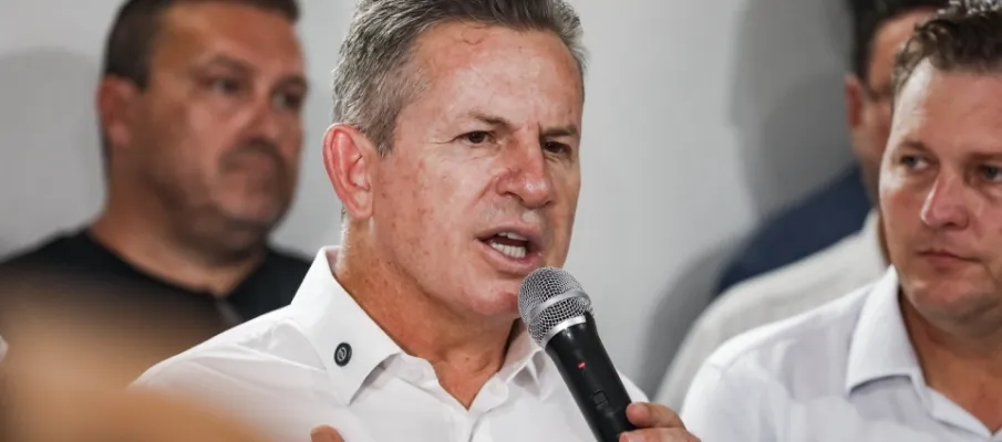 CLIMA DE ELEI��O: MAURO MENDES REBATE CORONEL FERNANDA E DIZ QUE DEPUTADA "TEM ANDADO MUITO POR BRAS�LIA"