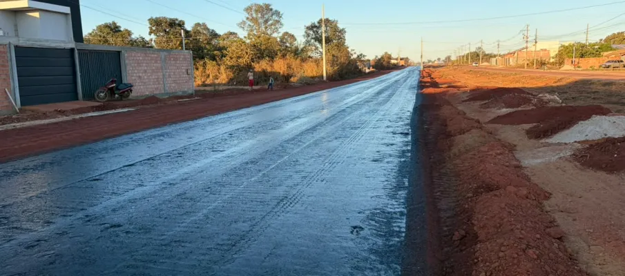 Pavimenta��o avan�a no acesso � Praia do Bosque e prepara Barra do Gar�as para a temporada de praia