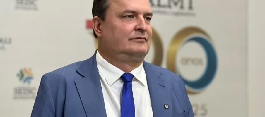 Max Russi critica interfer�ncia de Abilio na Mesa da C�mara de Cuiab�