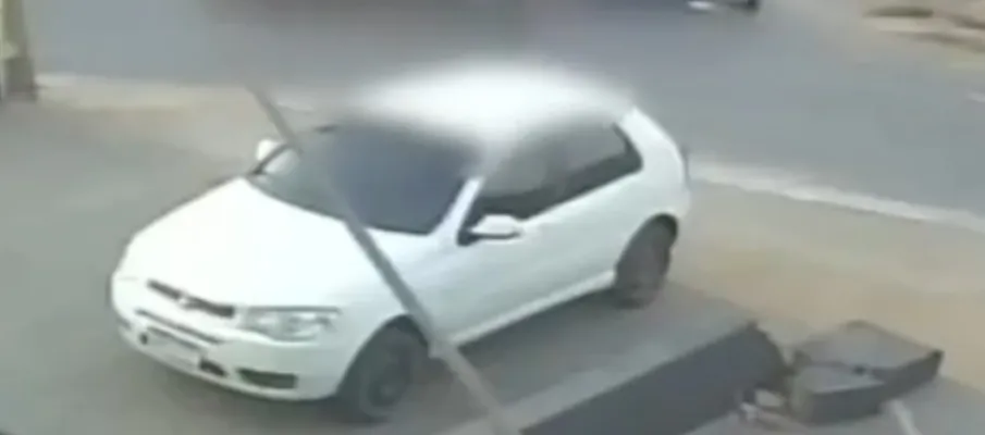 Motociclista morre ap�s colis�o com carro em avenida de Cuiab�