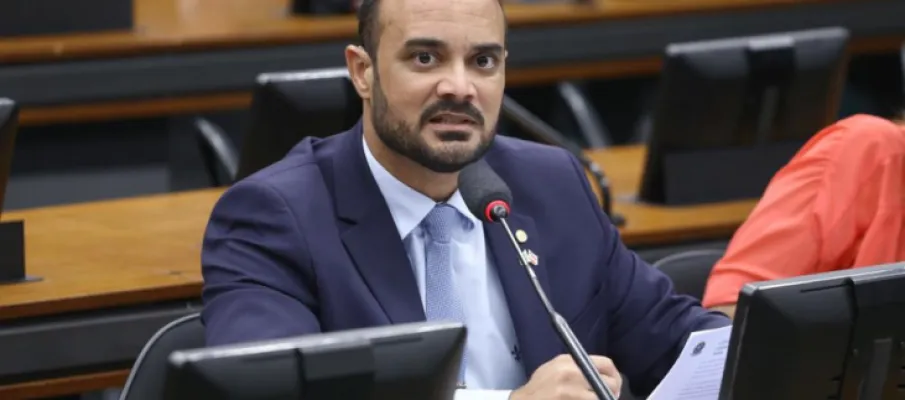 Proposta para reduzir maioridade penal em crimes muito graves � protocolada na C�mara